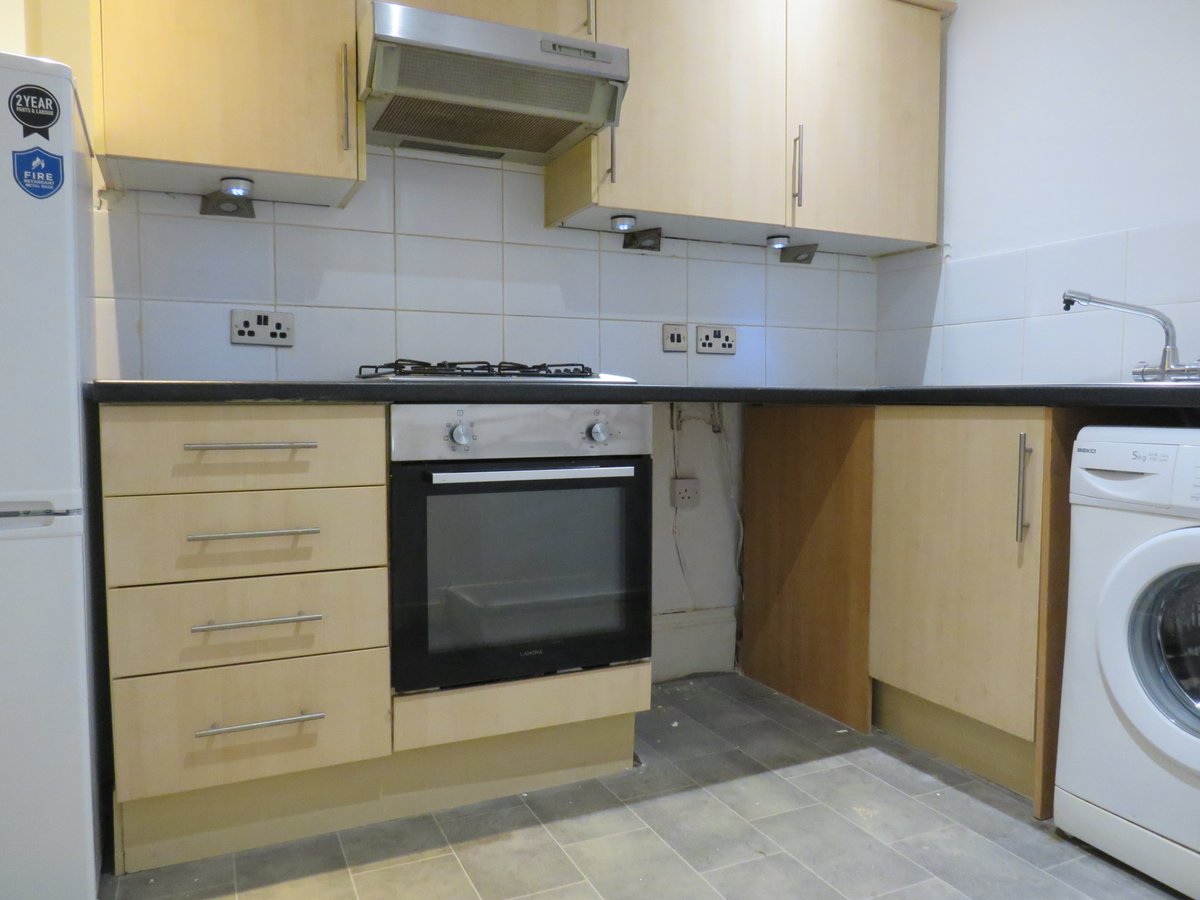 InfoLetting's tweet photo. CHECK OUT this 1 bedroom property at Tollcross, in the heart of the east end.

(WELLSHOT ROAD, G32 7QD)

Contact Victoria Letting asap on 0141 339 9292 if you are interested. https://t.co/Eyozi9K5OC