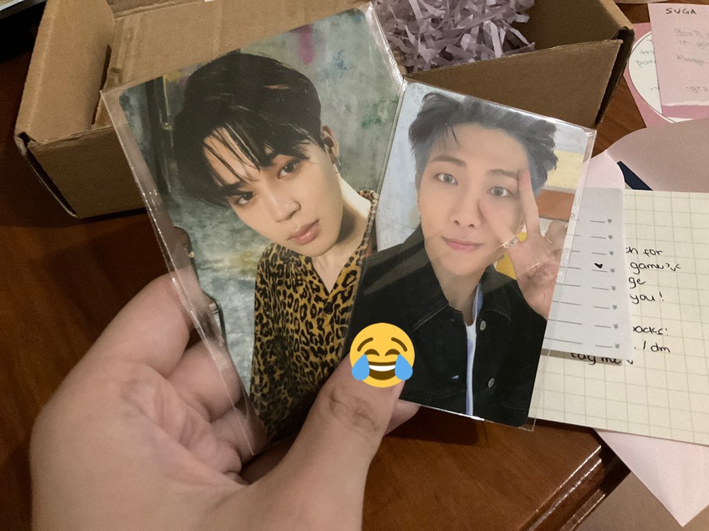 pjmftkoo's tweet photo. 💌 #venimails
hi @jkooscart #fromjkoos
jimin & joonie came home! tysm for the free claim :( will cherish this sm ueueueueue sorry for the late feedback! was out the whole day 🫶🏻 https://t.co/lVTeckYG3x