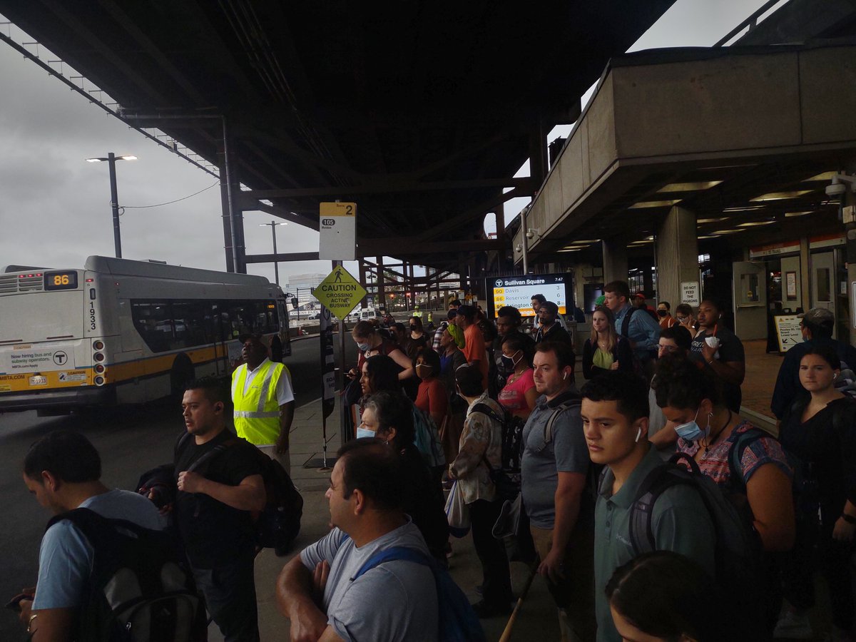 riggety's tweet photo. 1 bus pulled up, only 5 people could get on. Next bust took most people. Still will take me over an hour to go 5 miles. @MBTA #OrangeLineShutdown #sullivansquare https://t.co/wKBMs0uHN5