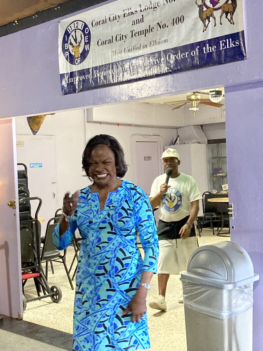 darlenethomas's tweet photo. @ThePurpleBauer @DemsKeys This is me @valdemings @KeyWest https://t.co/gRqg5MQEH1