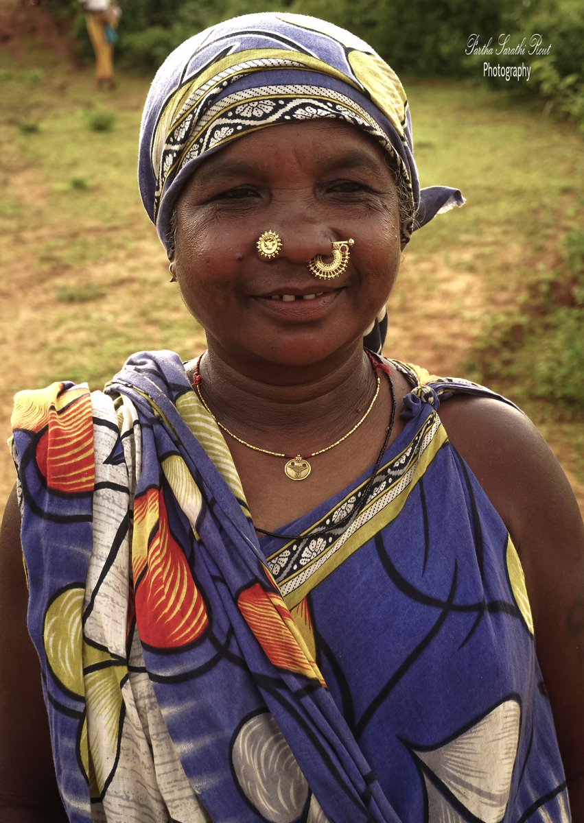 SarathiRout's tweet photo. !Portrait World!
Koraput(O)🇮🇳
#tribalpeople #parajatribe
#koraputtourism #PhotoOfTheDay #photography #NFTCommunity #koraputdiaries #odishadiaries❤️
#paraja #photographylovers #portraitphotography
Camera:#SonyAlpha7RMIII
Insta:@parthasarathi2010
@OdishaTourism
@sony
@TribalCulture https://t.co/HH16Irdmxu