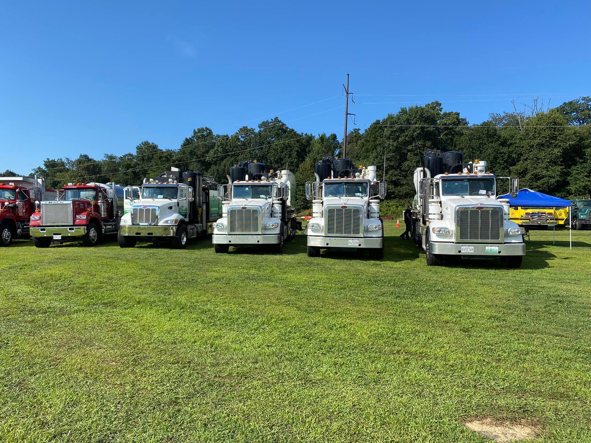 GoEcotech's tweet photo. We were excited to be a part of the 32nd Annual Truckers Day benefiting Children's Miracle Network at the Buck Motorsports Park this past weekend.  Our trucks looked great all shined up!

#GoEcotech #CoolTrucks https://t.co/tMBPRIAIQv