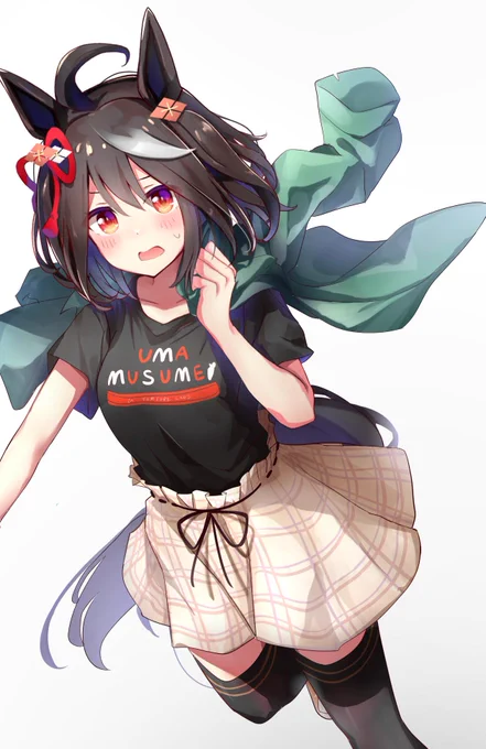 服が風で飛びそうです…#ウマ娘 #キタサンブラック 