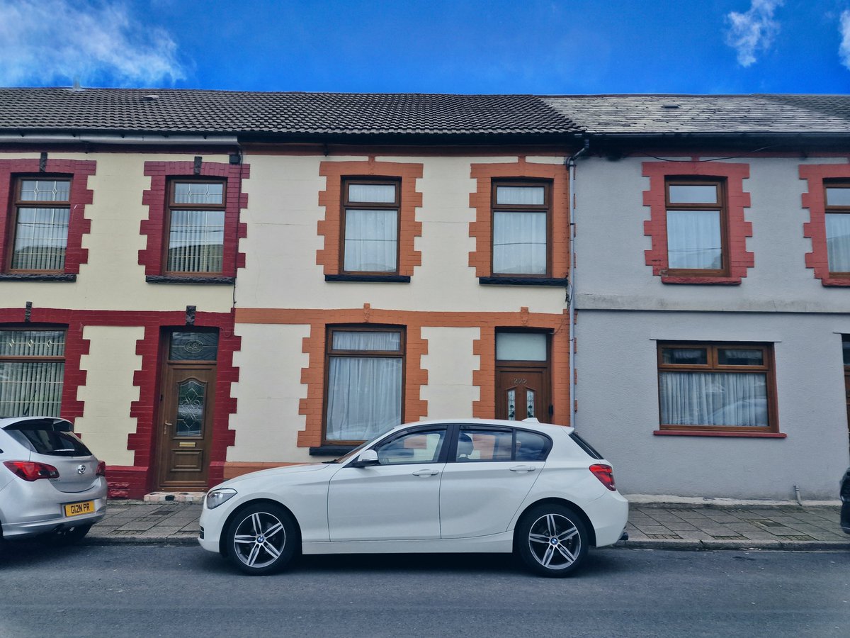 Lanyons Estate Agents, Surveyors, Letting Agents tweet media