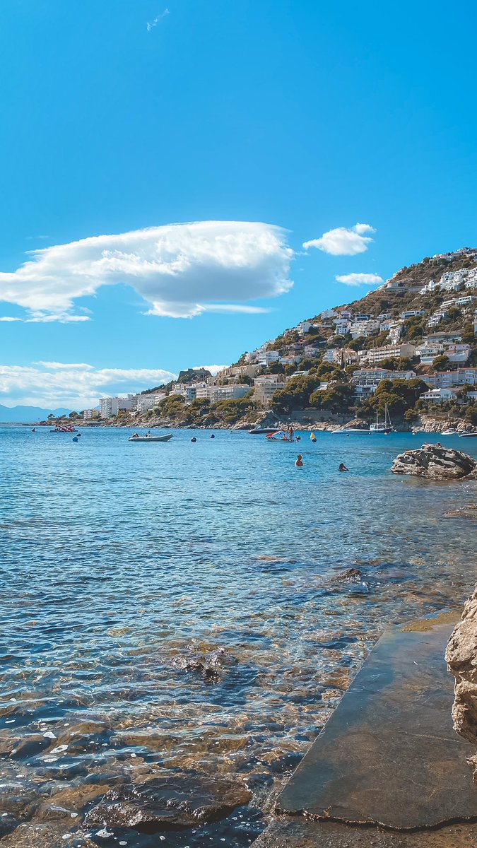 Views of the Puig Rom on a beautiful summer day! 
#aRoses #puigrom #puigromroses #incostabrava