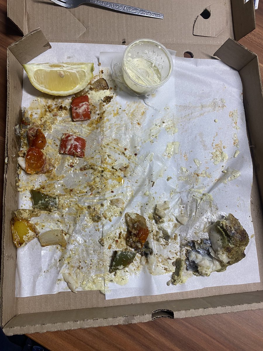 Kokoleo_zn's tweet photo. Jeez u guys are making it seem like I finish the butter hake , I didn’t have a lot
I finished my veggies and lemon juice
#rabbit #safeheart #startingnew https://t.co/SuIpFz0zXG