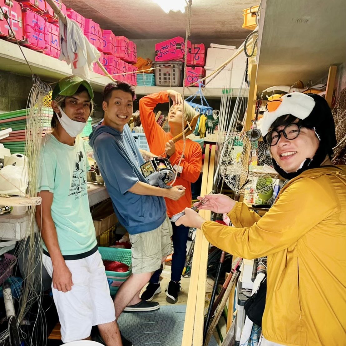 CHAGAMARAN's tweet photo. 瀬戸内サニーさんと釣りガールの皆様とのスペシャルコラボ動画！！！
漁師の魅力がバチバチに伝わる白熱動画じゃぁぁぁぁぁぁあ！！！
刮目せよぉぉぉぉ！！！！！！

#PR #高知県漁業就業支援センター https://t.co/akhsCnGL75