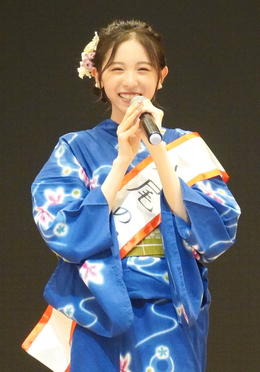 chataro99's tweet photo. 2022.8.21
#LOVEROUTINE 配信リリース記念イベント@アリオ八尾
撮可タイム④
金魚の浴衣もお手製の髪飾りも可愛かったー
#八尾の唄姫
#入江美沙希 https://t.co/7ttb9TuJie