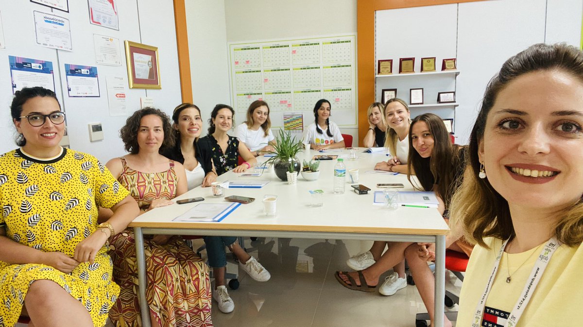 Burcu Beşer tweet media