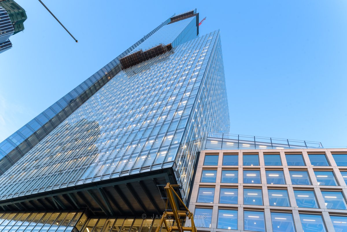 8 Bishopsgate, City of London. archoptical.uk/2022/8-bishops… #architecture #construction #photography #8bishopsgate #eightbishopsgate #skyscraper #london #cityoflondon