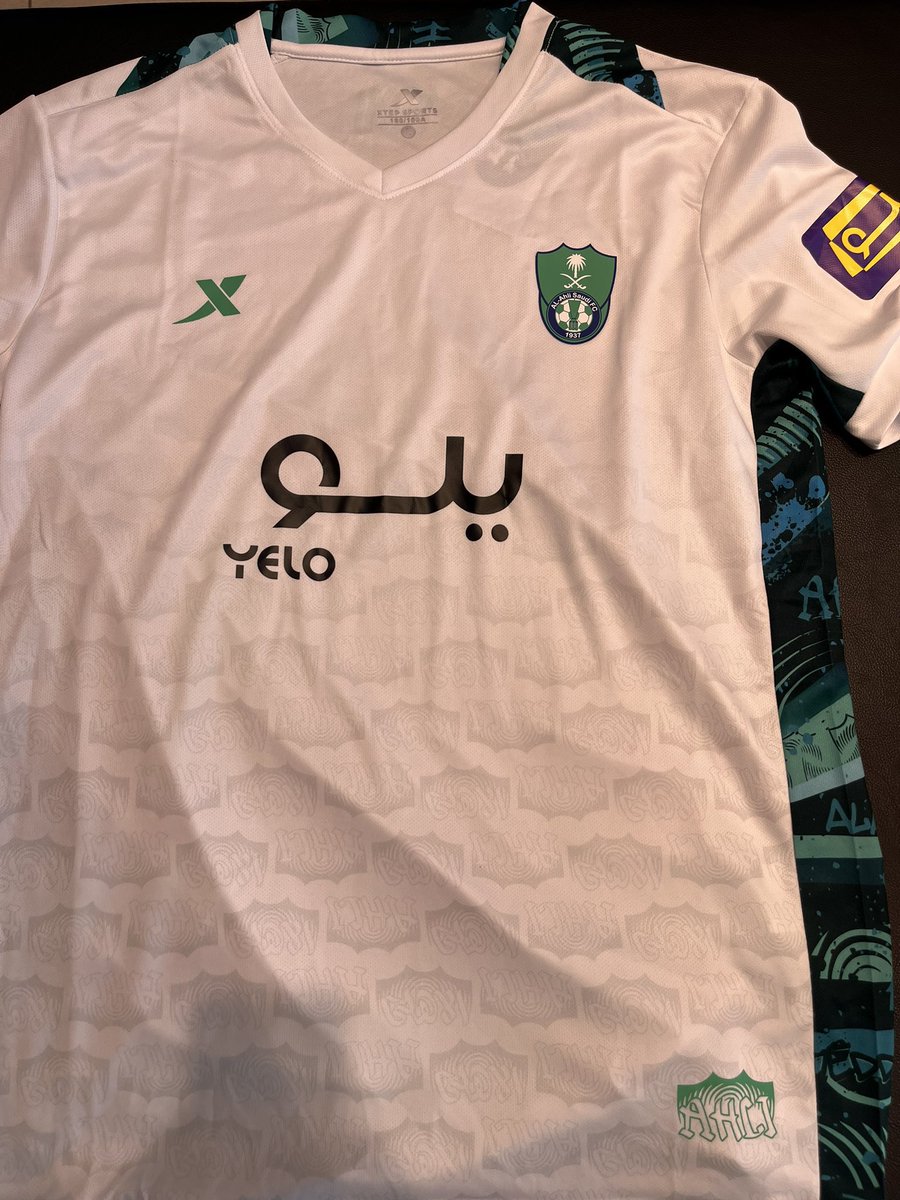 diario_AFC's tweet image. 😓 طقم الأهلي في افتتاح مبارياته في دوري يلو.