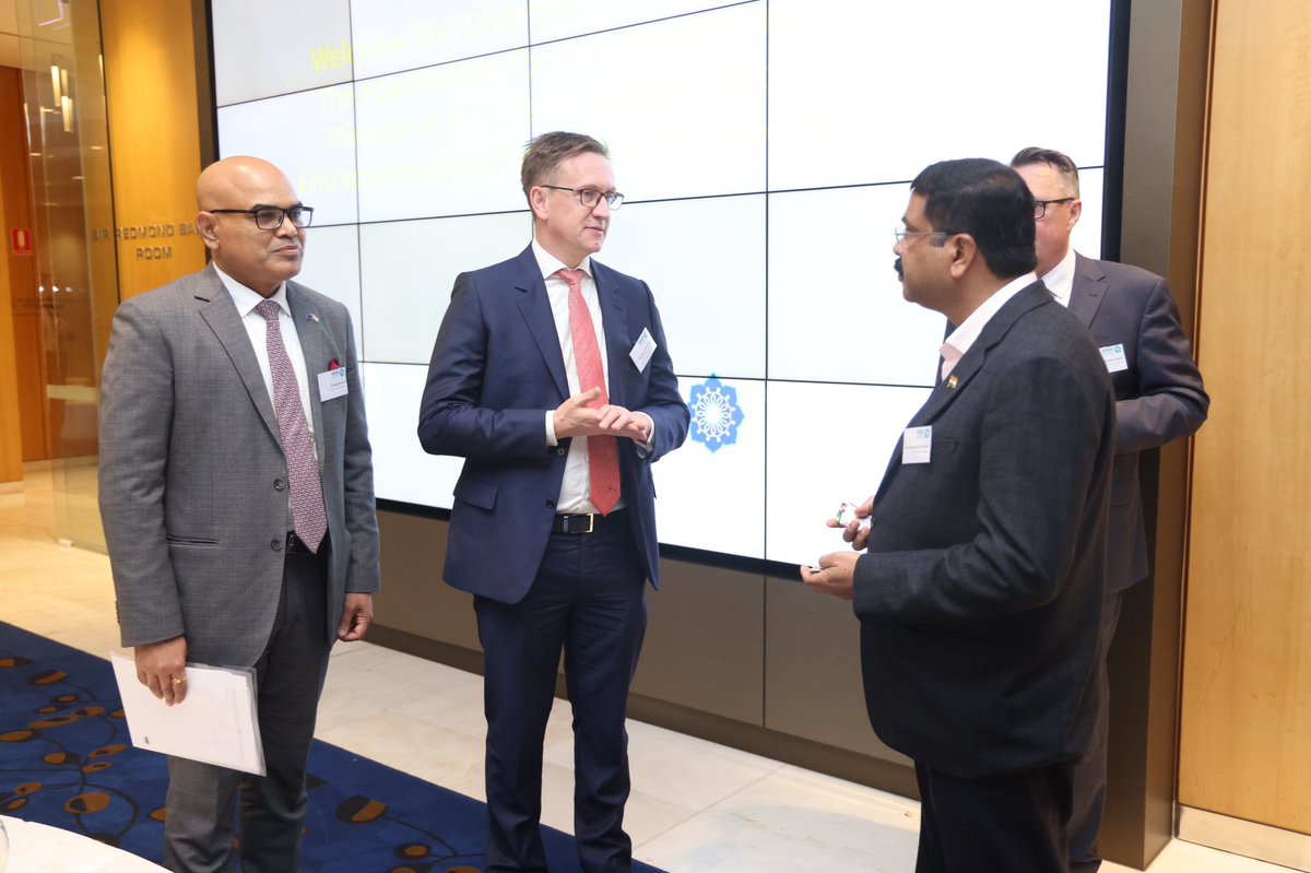 Ministry of Education on Twitter "Today, Hon’ble Education Minister