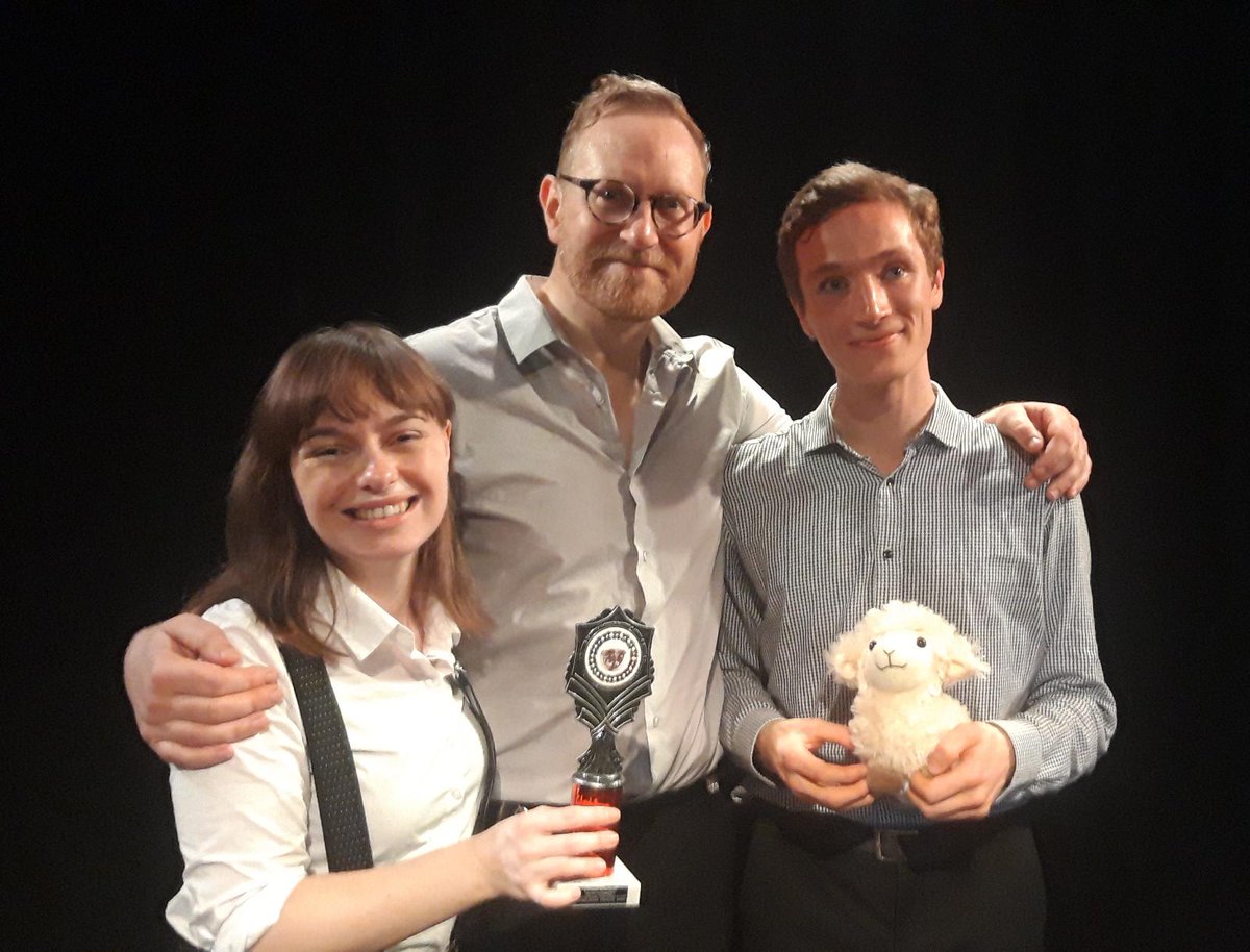 C theatre tweet media