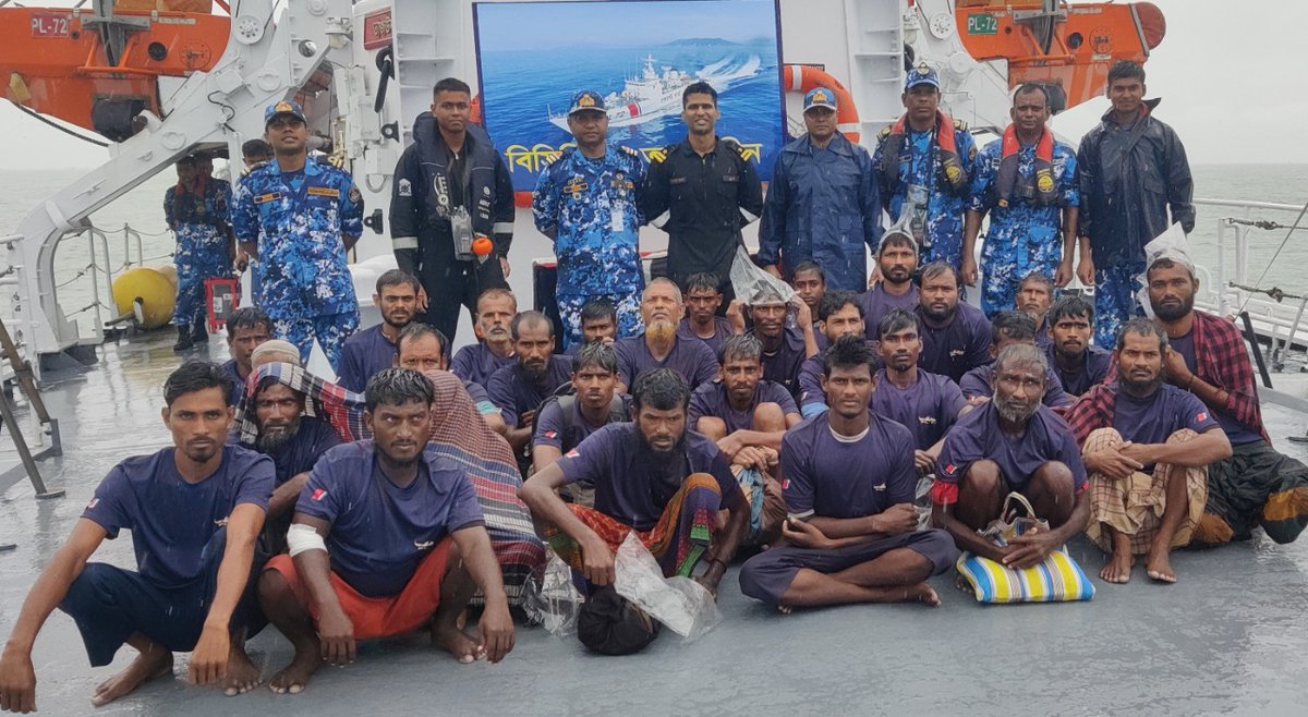IndiaCoastGuard tweet picture