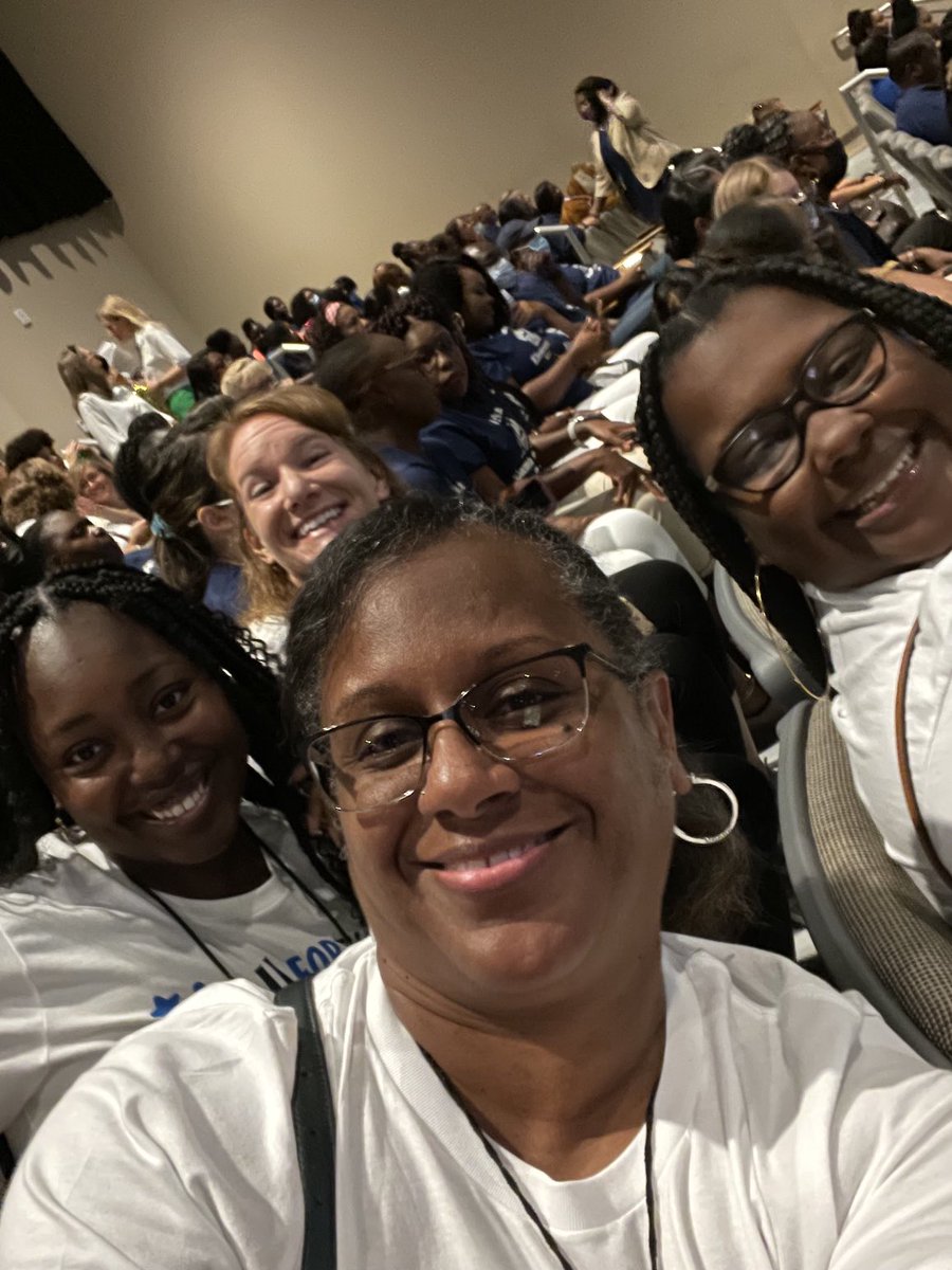 DabneyElem's tweet image. We are Dabney! #ExperienceVCS