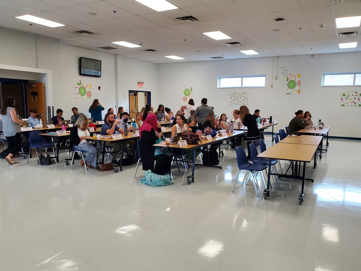 EWRSDK12's tweet photo. Give a big welcome to our new teachers for the 2022-2023 school year. We are so excited to have you at EWRSD! https://t.co/VWs8ifE6BB