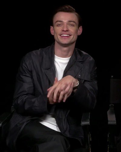 ModellingFaux's tweet image. Feeling all pretty.