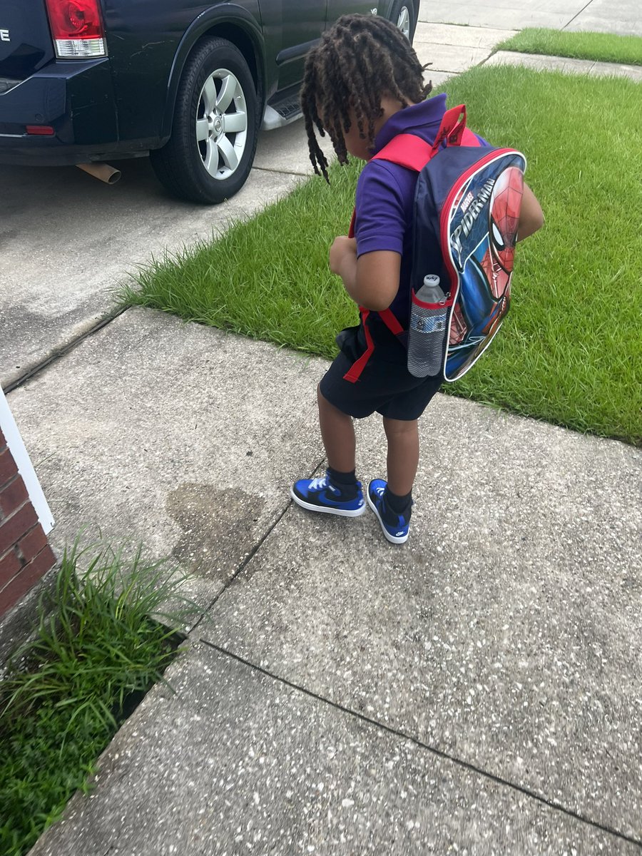 MalerieIII's tweet photo. Pre-K &amp; snagga toof 😣 #LordbeWithMe I was tryna keep this one a baby for as long as I can  …I cry every time I drop him off😒😤 https://t.co/3MuvnNFlyV