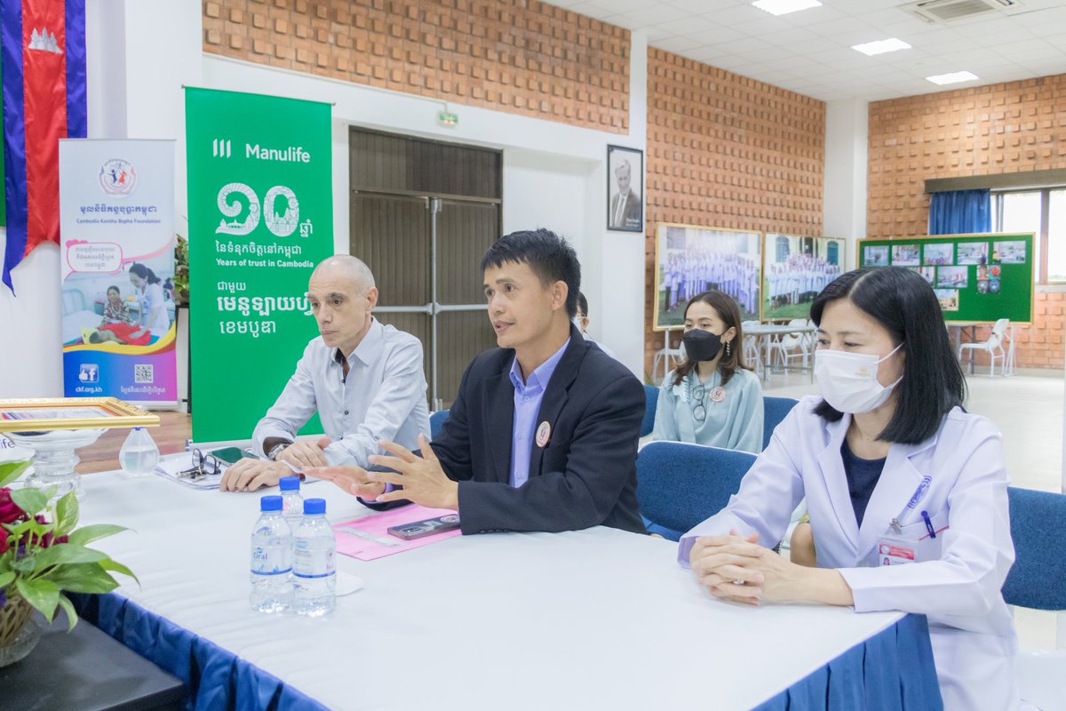 KheanTourk's tweet photo. Together for the sake of children in Cambodia https://t.co/b4YTFdqVqv