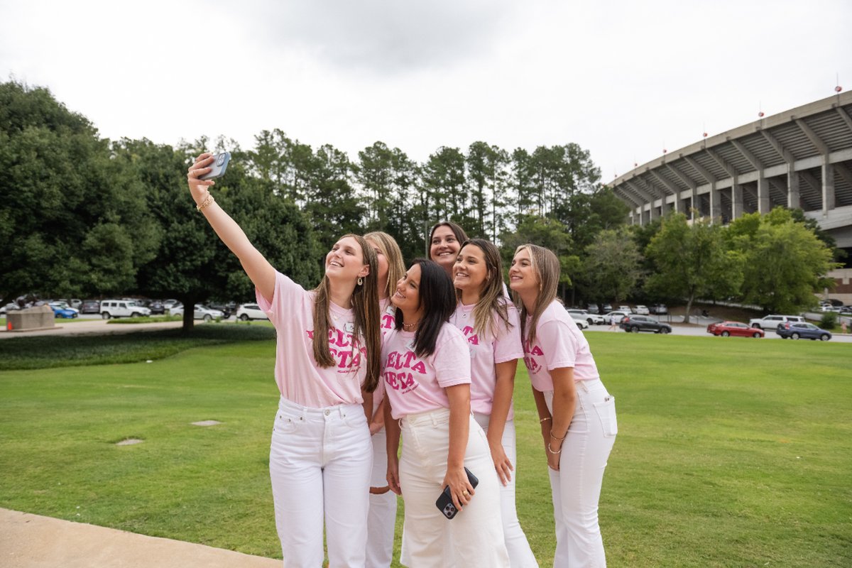 ClemsonSA's tweet photo. We've had a fantastic start to @ClemsonFSL Panhellenic Recruitment. Good luck to all of the ladies receiving their bids today at 11 a.m. in the Quad! #ExperienceInvolvement https://t.co/diXSeXwUnr