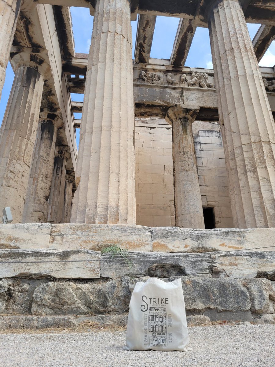 badly_wired's tweet photo. Temple of Hephaestus.
"Strike ought to have felt ludicrous in this boudoir, which was all frivolity and prettiness, but she played Aphrodite to hisย Hephaestusย so adeptly that thoughts of Robin and Matthew were sometimes driven entirely from his mind"
#CormoranStrike
#bitniche https://t.co/WUdWQQHMKA