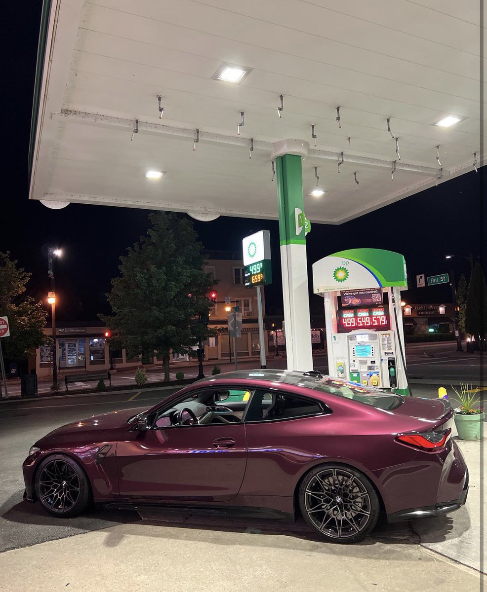 carpxrnpicx's tweet photo. BMW M4 Competition https://t.co/LyIlXPMXlB