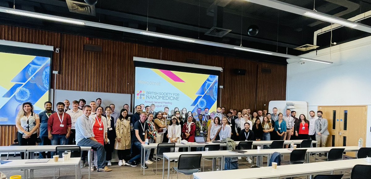NaveedAhmadRPh's tweet photo. Delighted to have a great opportunity and research presentation in the @BritSocNanoMed Annual meeting 2022 at Swansea. Indeed, its a fantastic gathering, fascinating talks and discussions. Proud to be part of @aljamallab at @KingsCollegeLon @aljamal_khuloud @MayaThanou https://t.co/aSji9yakLa