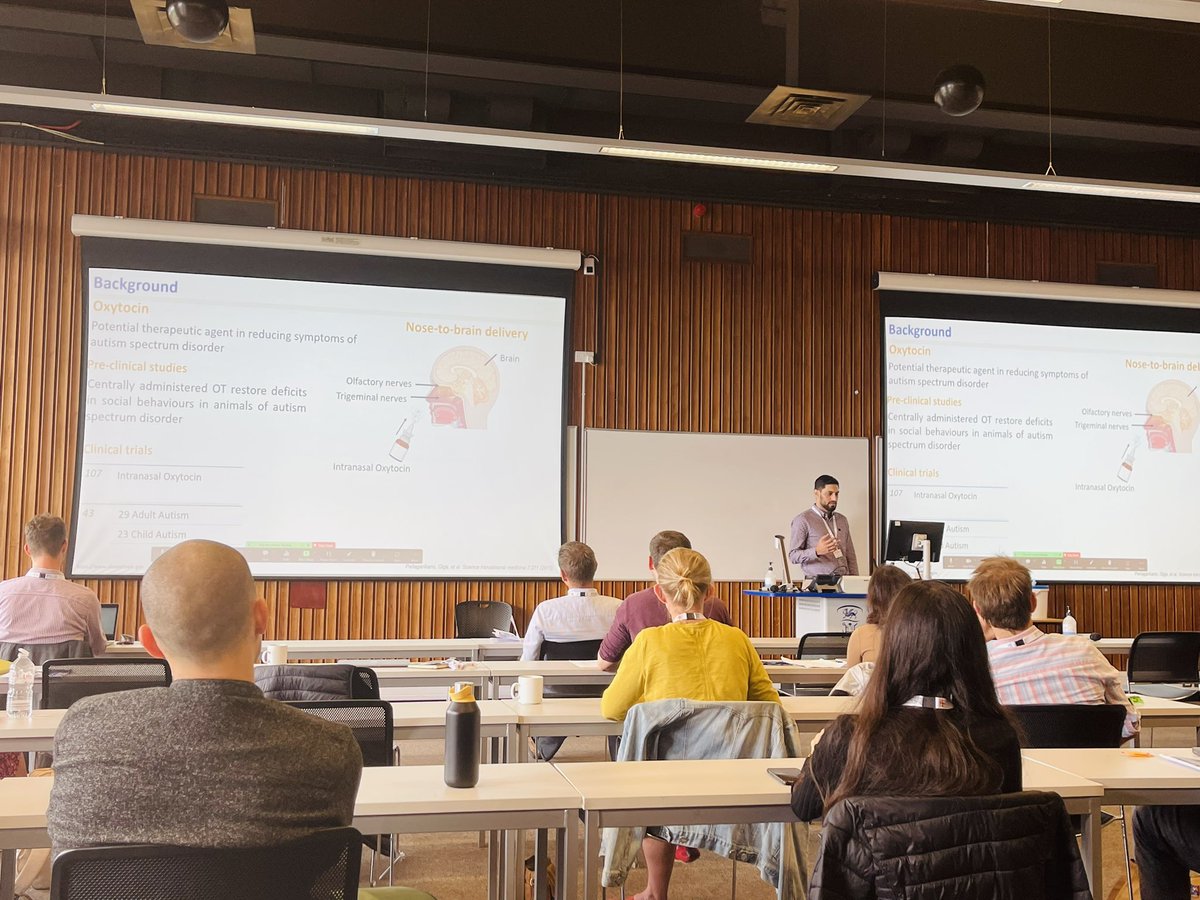 NaveedAhmadRPh's tweet photo. Delighted to have a great opportunity and research presentation in the @BritSocNanoMed Annual meeting 2022 at Swansea. Indeed, its a fantastic gathering, fascinating talks and discussions. Proud to be part of @aljamallab at @KingsCollegeLon @aljamal_khuloud @MayaThanou https://t.co/aSji9yakLa