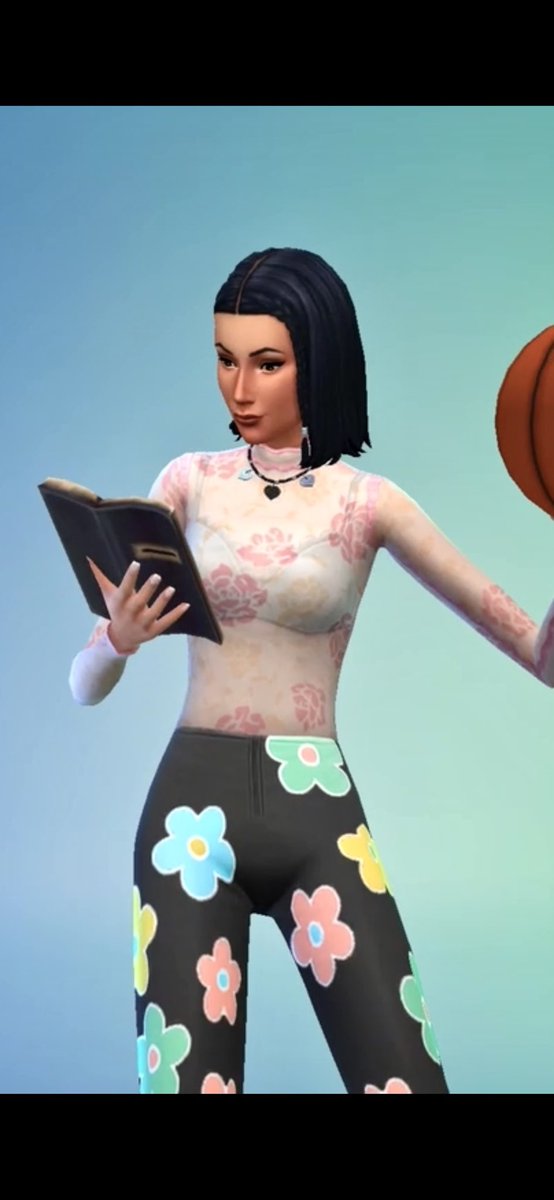 SimmerMandy's tweet photo. Meet Halle Bell 👋 The star of my upcoming #highschoolyears #letsplay!  #Sims4 #TheSims4 Her and her mom just moved to town and she can’t wait to start at her new high school! https://t.co/jmIJ9taO64