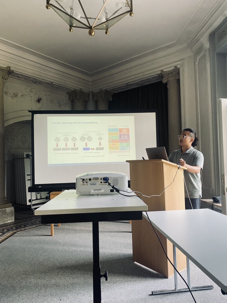 Heiderlab (@heiderlab) on Twitter photo Youngjun Park <a href="/uniGoettingen/">Uni Göttingen</a> gives a talk on Transfer Learning and Single cell sequencing at the Future Bioinformatics Workshop 2022! #Bioinformatics #DataScience Youngjun Park <a href="/uniGoettingen/">Uni Göttingen</a> gives a talk on Transfer Learning and Single cell sequencing at the Future Bioinformatics Workshop 2022! #Bioinformatics #DataScience