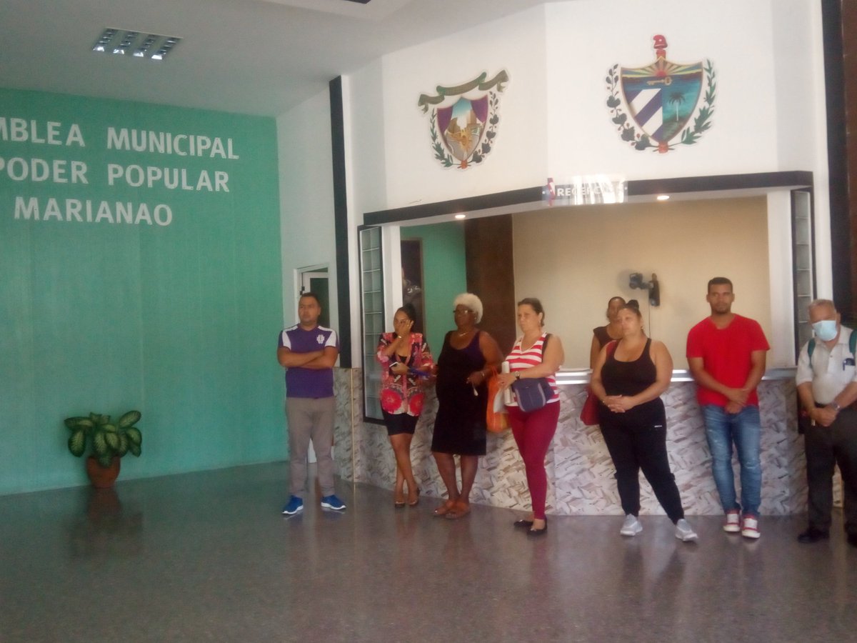 bell_delis's tweet photo. Inicia la mañana con un homenaje de los trabajadores de la Sede de Gobierno de Marianao a sus Marianas. Matutino conducido por el elocuente y apacionado  Arturo Matute.
¡Felicidades Mujer!
#LaMujerCubanaVive https://t.co/trfmBjD8OJ