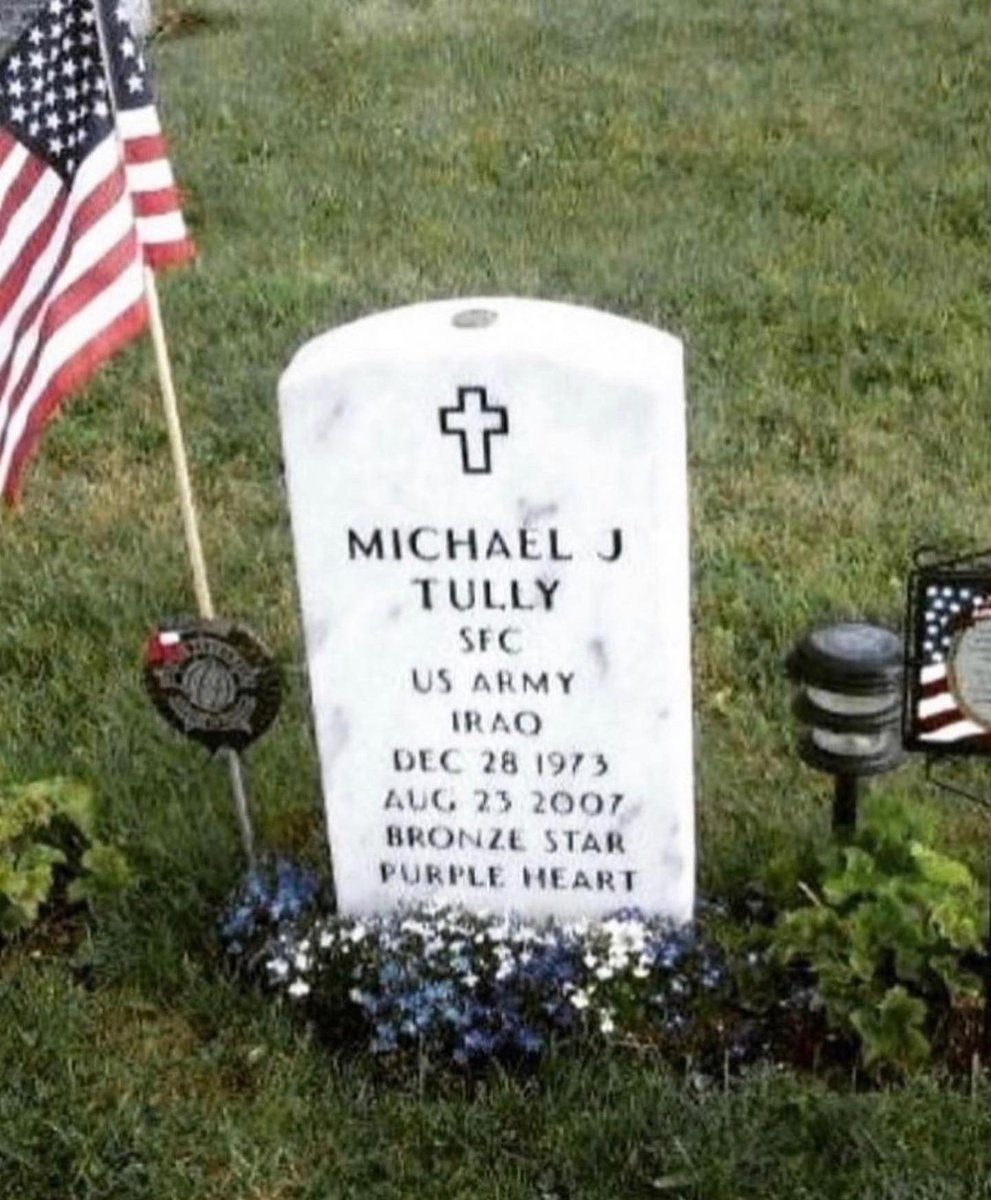 op_hawkeye's tweet photo. 8.23.2007 ~ SFC Michael Tully 🇺🇸

#OpHawkeyeRemembers #MichaelTully #USMC #USArmy #82ndAirborne #1stSFG #SOFmedic #BronzeStar #PurpleHeart #DeOppressoLiber

📜 https://t.co/LZeS0JbWSz
📜 https://t.co/K9bgbqLZ26
📰 https://t.co/xSvhoJVv8B
📰 https://t.co/oo4rHSMF9v https://t.co/z0CQF4N9JN