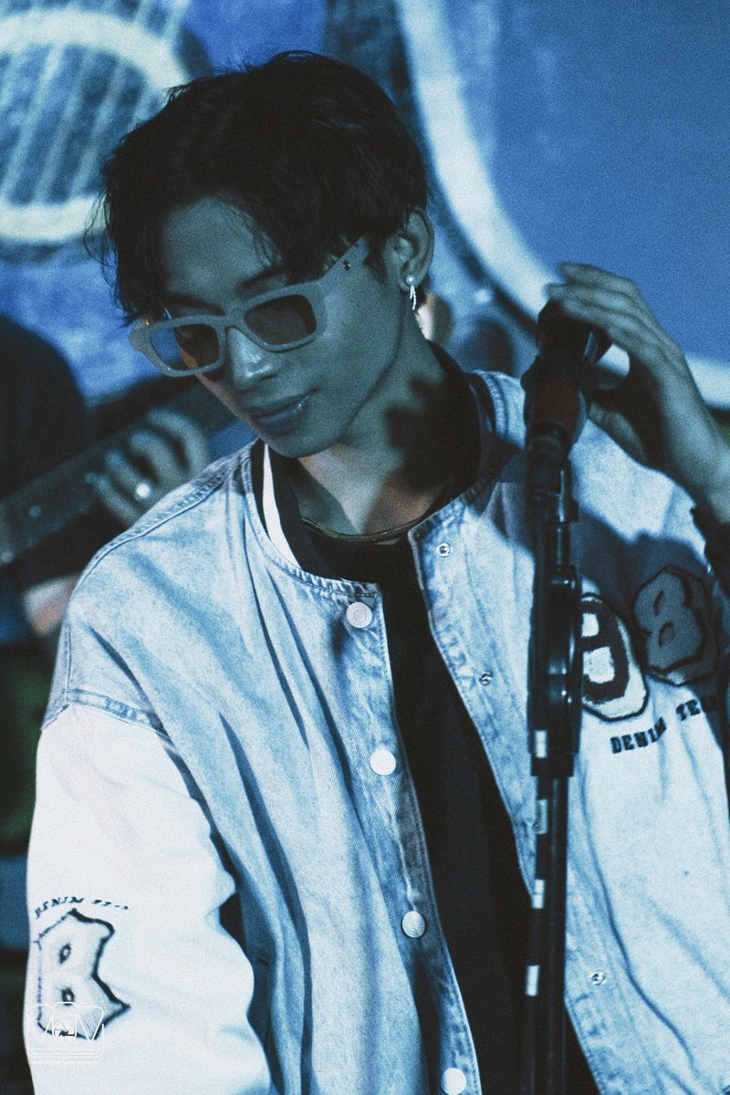 Miksjayvee's tweet photo. [08202022 ALAMAT GIG]
📍 70'S Bistro Bar

Taneo 🫰🏻

ILY ILY MV OUT NOW
#DDAYALAMATILYILY #AlamatILYILY
@Official_ALAMAT #ALAMAT 
#ALAMATGig2 @ALAMAT_members #Alamat_Taneo https://t.co/d9XnlTnGH1