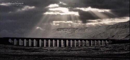 @ThePhotoHour Ribblehead viaduct #StormHour #ThePhotoHour #YorkshireDales #ribbleheadviaduct #blackandwhitephotography #rays #dramatic @StormHour @ThePhotoHour