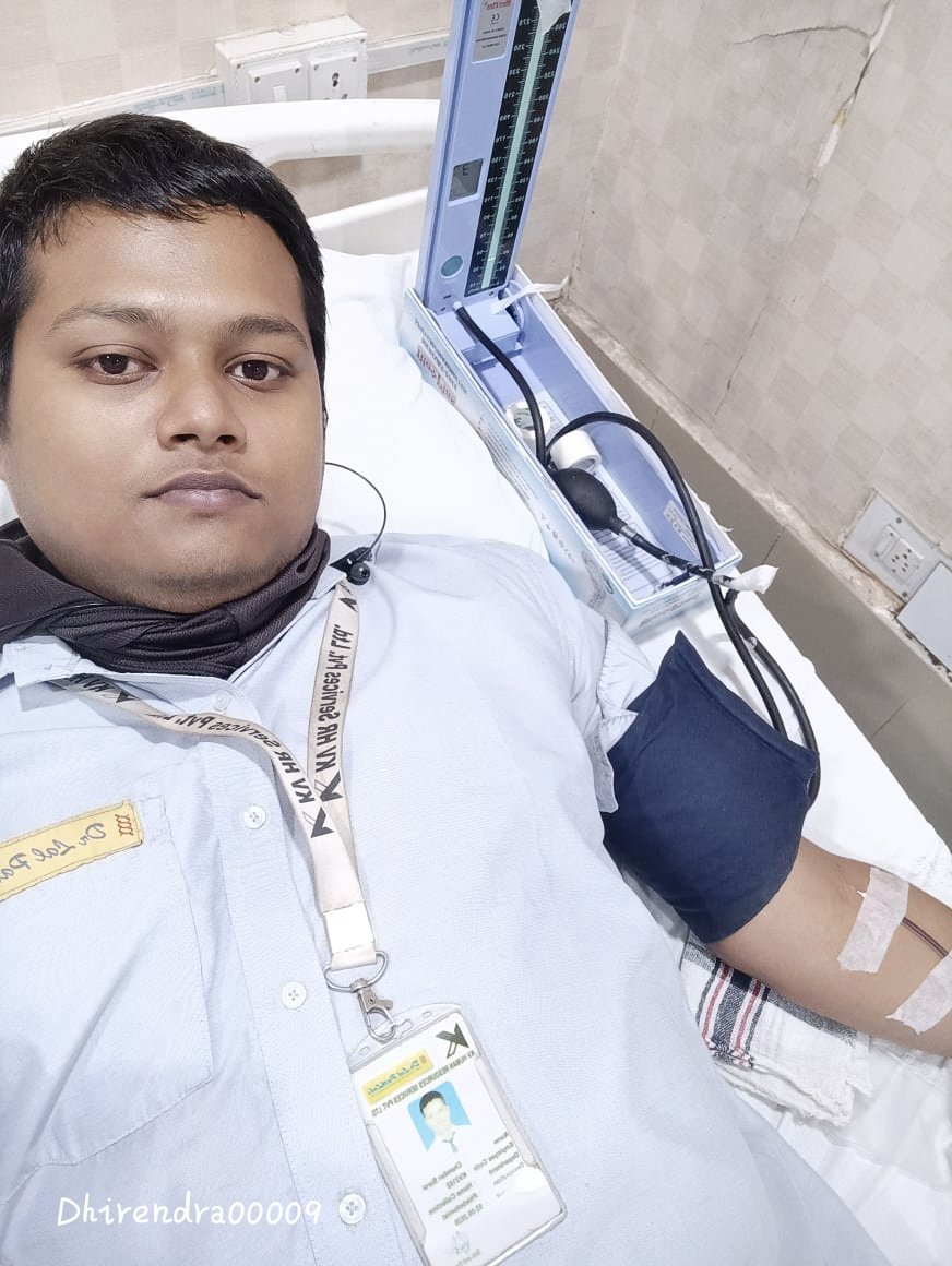 dhirendra00009's tweet photo. My loving brother #Chandan has donated (B+ve) Single Donors Platelets at SUM HOSPITAL #Bhubaneswar for a needy patient Darpan Ranjan Mishra.
Thank you for your valuable #SDP donation.
God Bless u
#BloodMatters #SingleDonorPlatelets
#Lifelinecharitabletrust #Odisha #sumhospital https://t.co/SYL5b48ADD