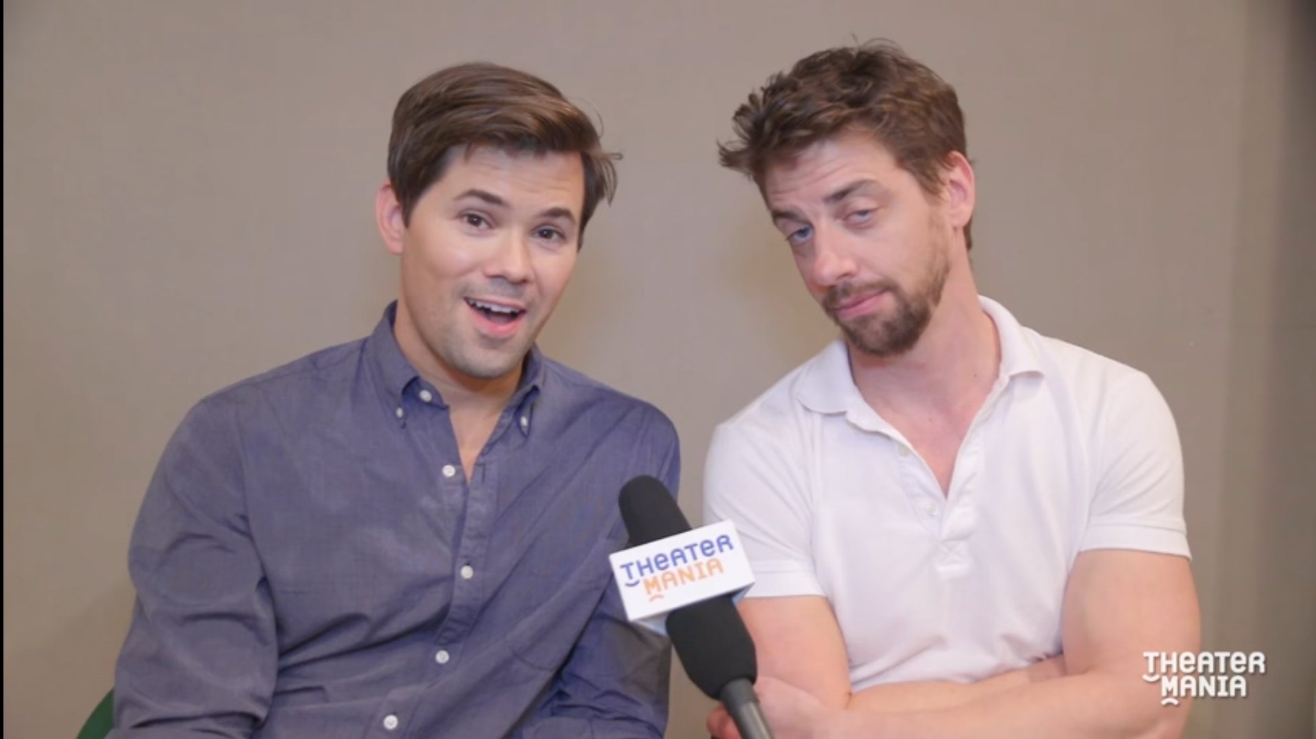  Happy birthday, Andrew Rannells. (Left) 