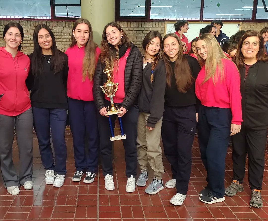 Felicitamos a los equipos que nos representaron en las <a href="/OlimpiadasEA/">59 olimpiadas</a>