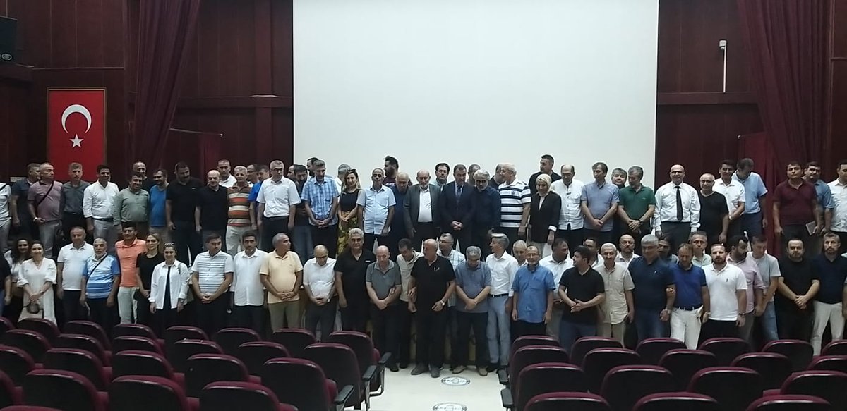 BagcilarMem's tweet photo. 2022-2023 eğitim öğretim yılı sene başı müdürler toplantısı İlçe Milli Eğitim Müdürümüz @19_mstfylmz ve okul müdürlerimizin katılımıyla yapıldı.Ayrica toplantımıza ziyaret eden ve tayini çıkan İlçe Kaymakamımız sn  @Mustafa_Eldivan katılım sağlayarak tüm kurum müdürlerimizle https://t.co/lUCWQW19VO