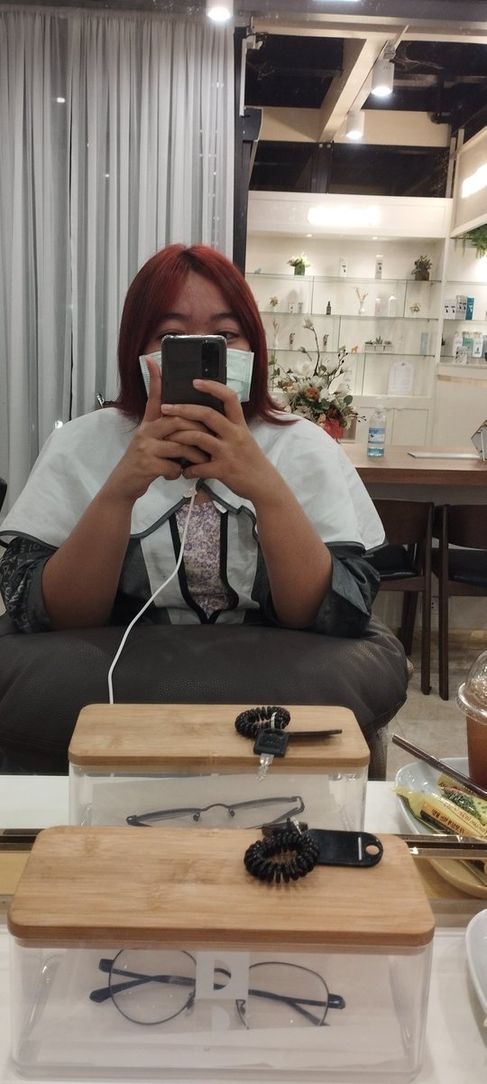 scwdk_'s tweet photo. วันนี้เราไปใช้บริการร้าน @dodreamhair มา บัตรได้เป็นการลุ้นค่ะ แล้วจะมีข้อความมาให้เรา ยิ่งไปใช้บริการเร็วยิ่งได้ก่อนค่ะ  #I_MY_ME_MINE_BKK https://t.co/cU3SBKpmwu