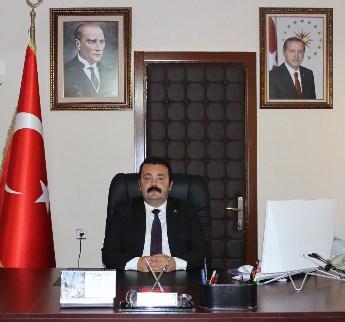Kaymakamımız Sayın Tolga USTAOĞLU 12.08.2022 tarihli içişleri bakanlığı onayı ile 23.08.2022 tarihinde ilçemizdeki görevine başlamıştır.