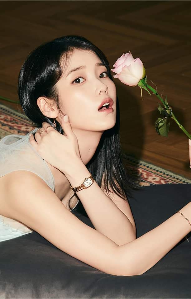 dlwlrma_Club's tweet photo. #李知恩  #이지은 
#IU #아이유 #dlwlrma #iu李知恩 https://t.co/xx7l2H5BpR