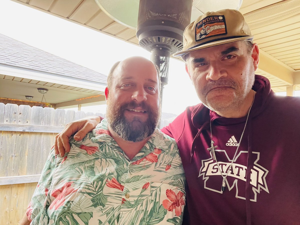 jayleeson's tweet photo. Happy birthday to my great friend and fellow @Coach_Leach aficionado, @jdavidbaucum. #hailstate #GunsUp https://t.co/f1RO9iaTsg