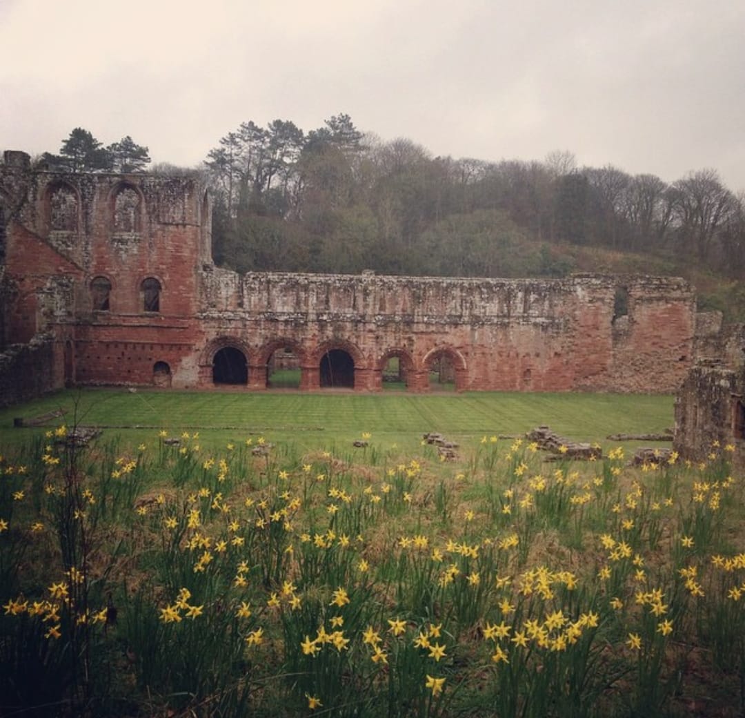 ThatTomAshton's tweet photo. RE: The Sun's article on Barrow in Furness, titled "Welcome to Hell". 
Barrow's had issues under Tory rule, like most UK working class towns, but it also has scenic coasts, an 11th c. abbey, an active arts/literary scene, and much more - it's far from hell. 
Please #dontbuythesun https://t.co/EgzXZtUjqj