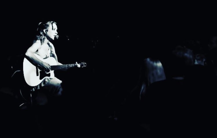 kristin hersh tweet media
