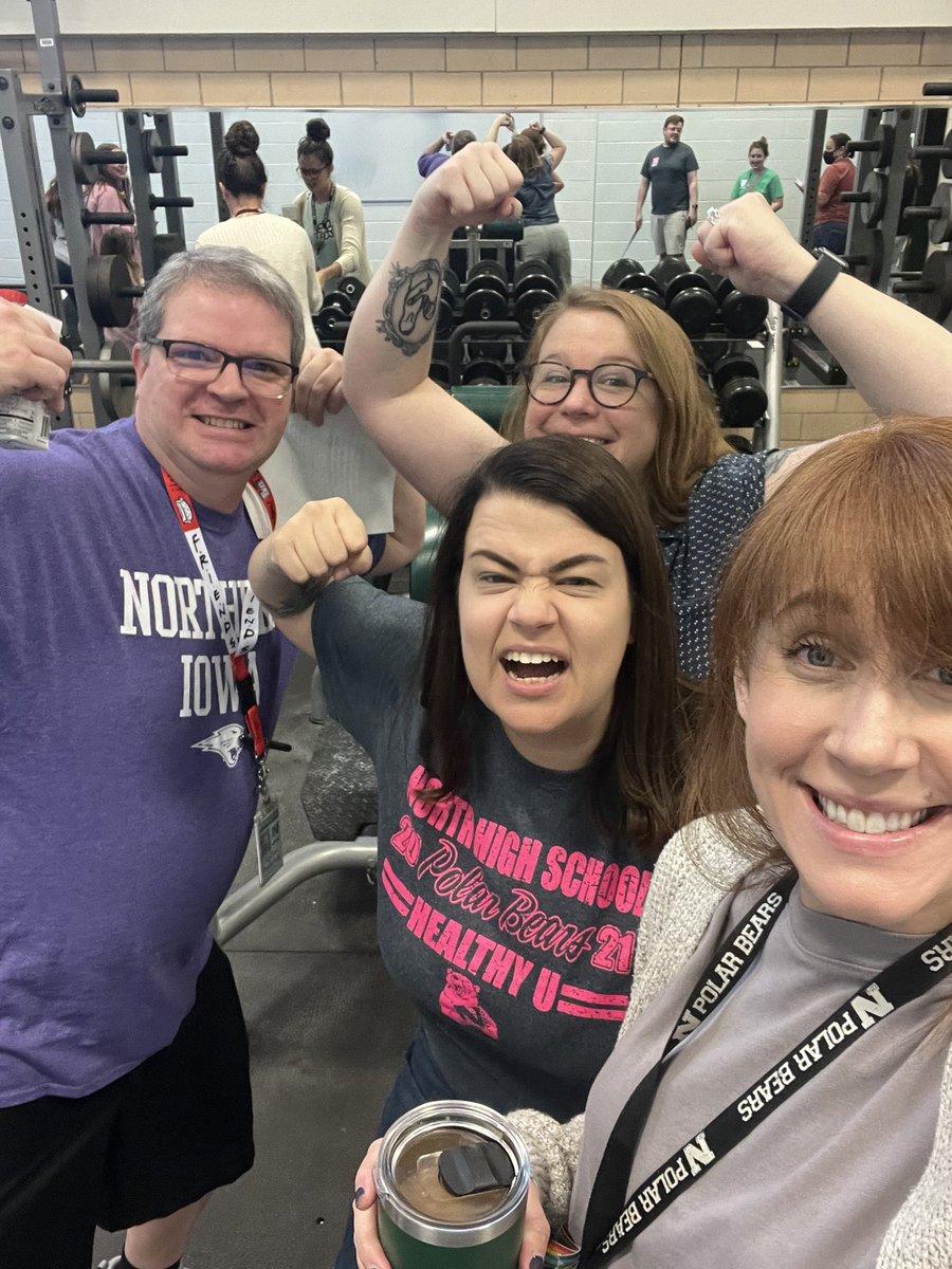 DMNorthMedia's tweet photo. Selfie hunting at last day of professional development! #PBN https://t.co/BDKRdsE3D4