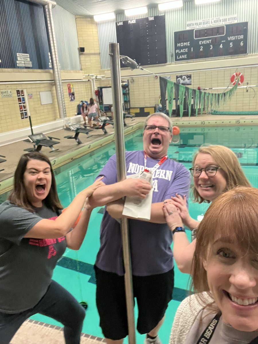 DMNorthMedia's tweet photo. Selfie hunting at last day of professional development! #PBN https://t.co/BDKRdsE3D4