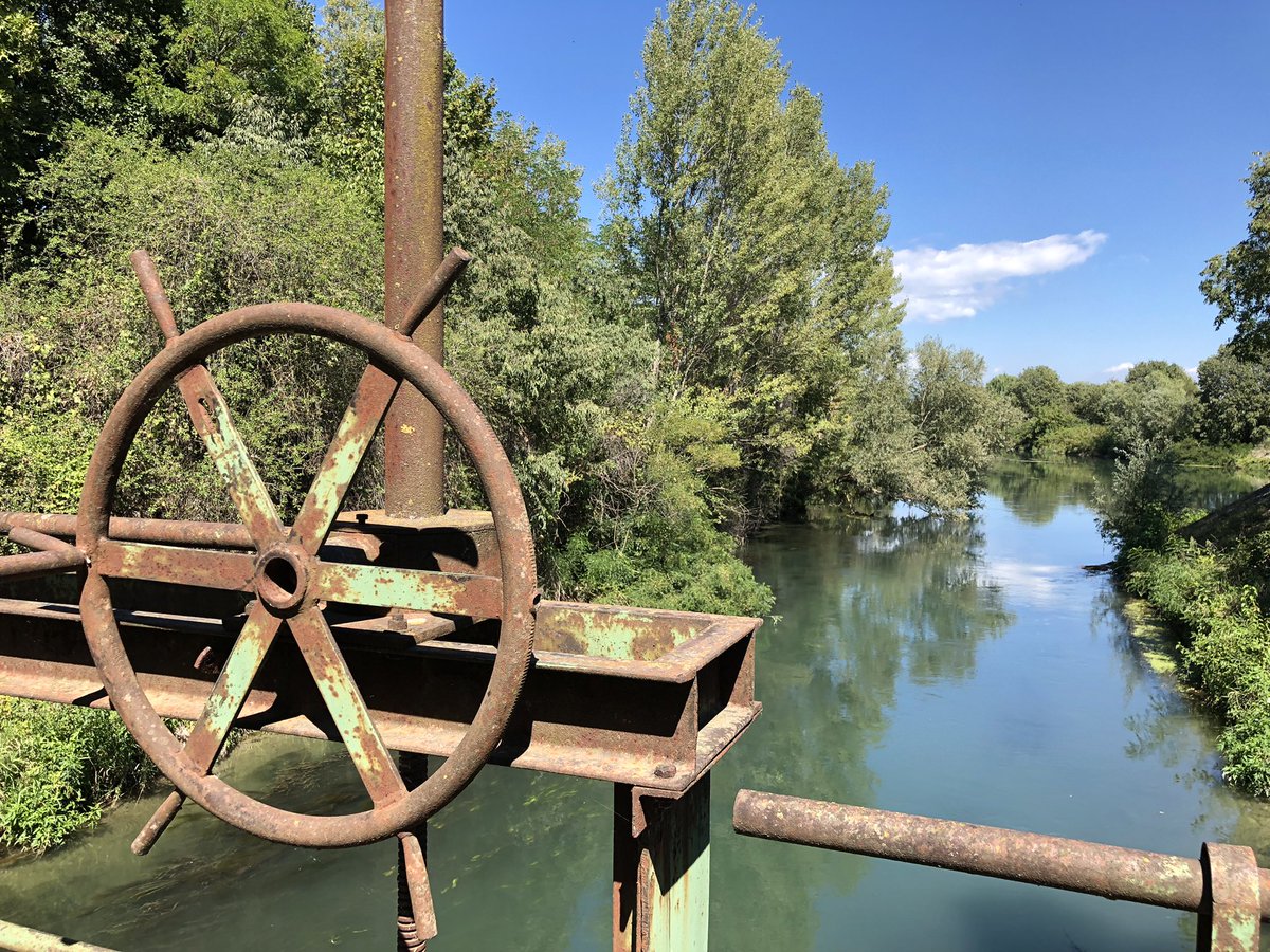 massimilianimrc's tweet photo. Momenti tra Mantova e Valeggio sul Mincio lungo la ciclabile Mantova-Peschiera

#vadovetiportalabici https://t.co/8KQsFBzU3i