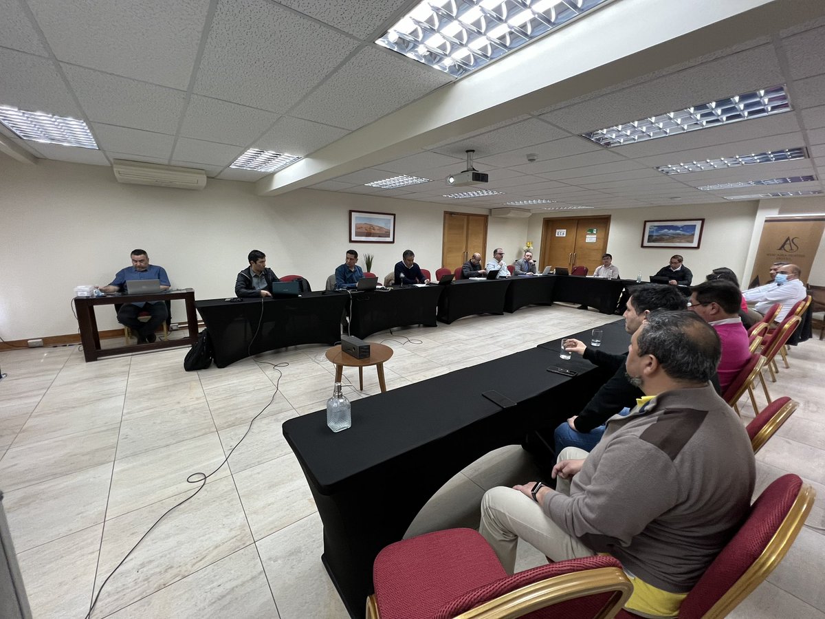FESUMINchile's tweet photo. Comenzamos la primera jornada de la segunda Asamblea Nacional de Fesumin, marcada por las palabras de apertura de nuestro presidente Óscar Villarroel sobre la gestión y avance de la Federación. https://t.co/7tpXym2C0O