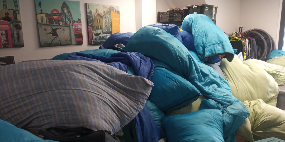 streetskitchen's tweet image. 🚨📢Thanks to a MASSIVE donation from some scout groups we have hundreds of freshly laundered summer sleeping bags to share for FREE with any groups or individuals in need 
👉PLEASE GET IN TOUCH ASAP WHILE STOCK LASTS (1)