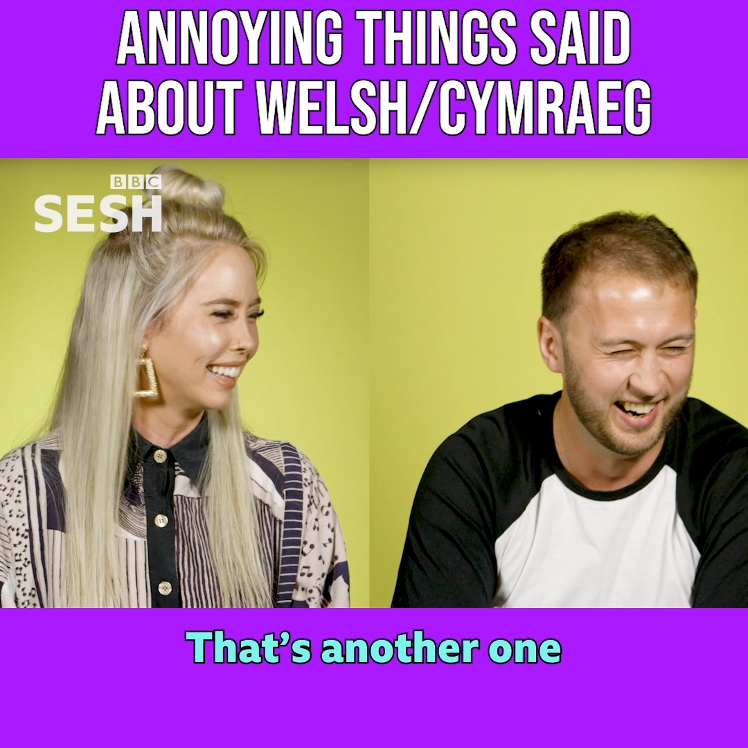 DailyWelshWords's tweet photo. Here's a fab @bbcsesh video from Beth & Siôn talking about some of the annoying things that are said about Welsh/Cymraeg.
Mae rhain yn wych! // These are brilliant!
https://t.co/UpvExGtKvx
🏴🛑⚠️
#welshlanguage #cymraeg #bbcsesh https://t.co/ybLaPfmoOj
